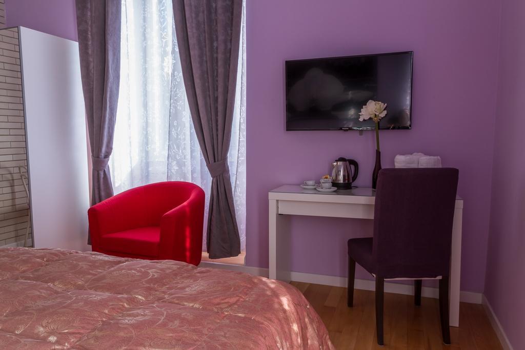 Hôtel Bevilacqua Bed Roma Santa Croce Extérieur photo